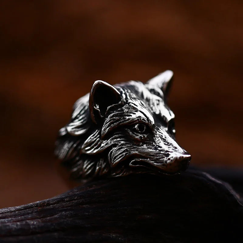 Wolf ring Dark vintage