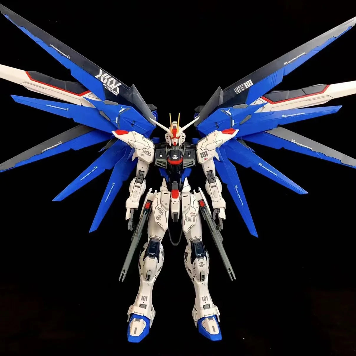 Midnight Black Strike Freedom MG Model Kit