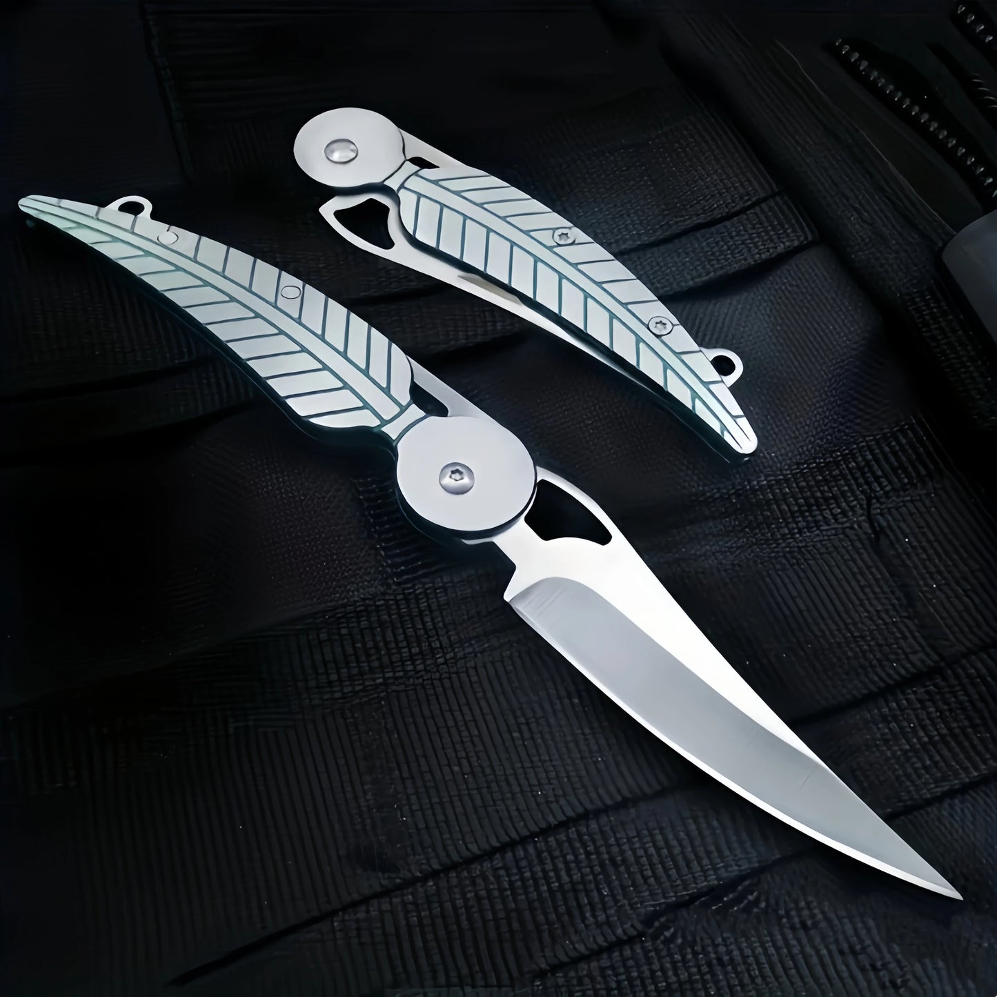 Compact Stainless Steel Folding Utility Knife