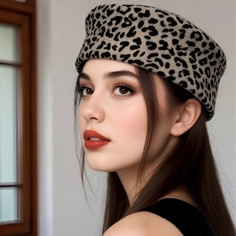 Wool Dome Beret — Hepburn Style Felt Hat