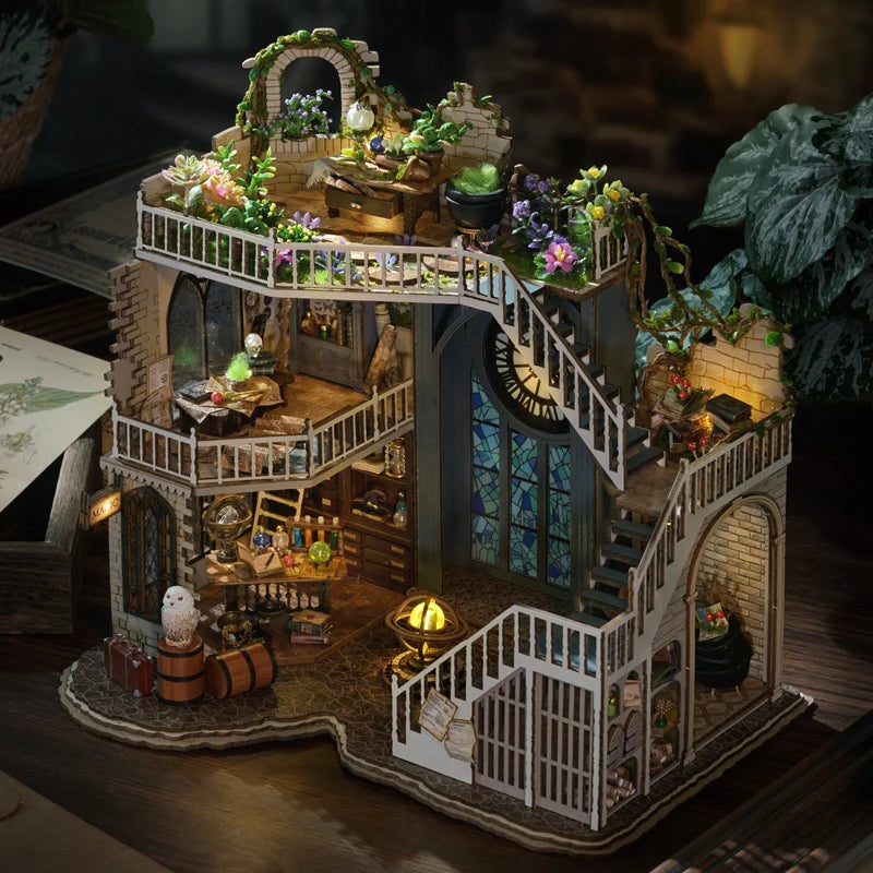 Catwoman's Cozy Chaos Mansion