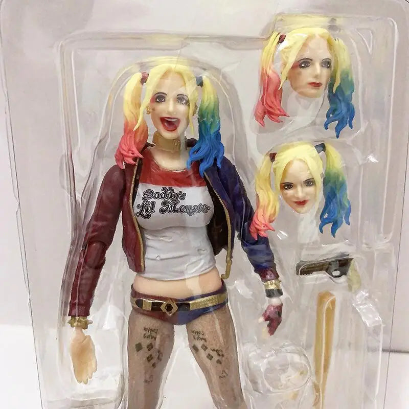 Sh figuart Harley Quinn Action Figure