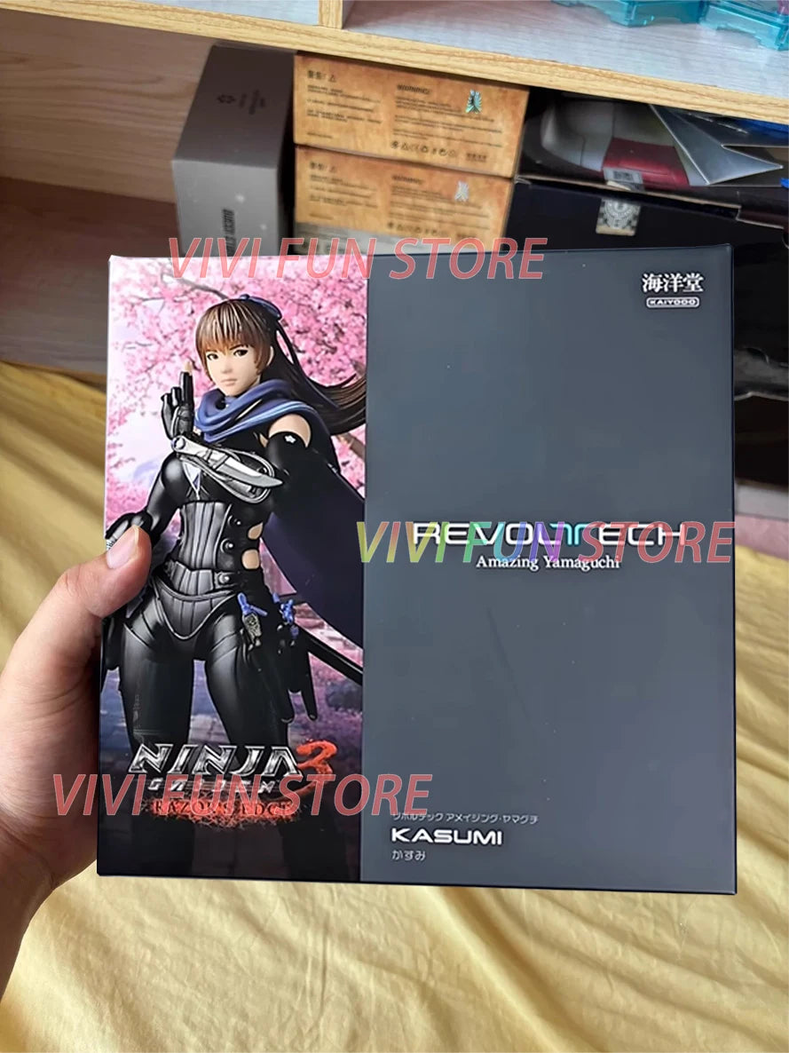 Revoltech Amazing Yamaguchi — Kasumi · Ninja Gaiden 3 Action Figure
