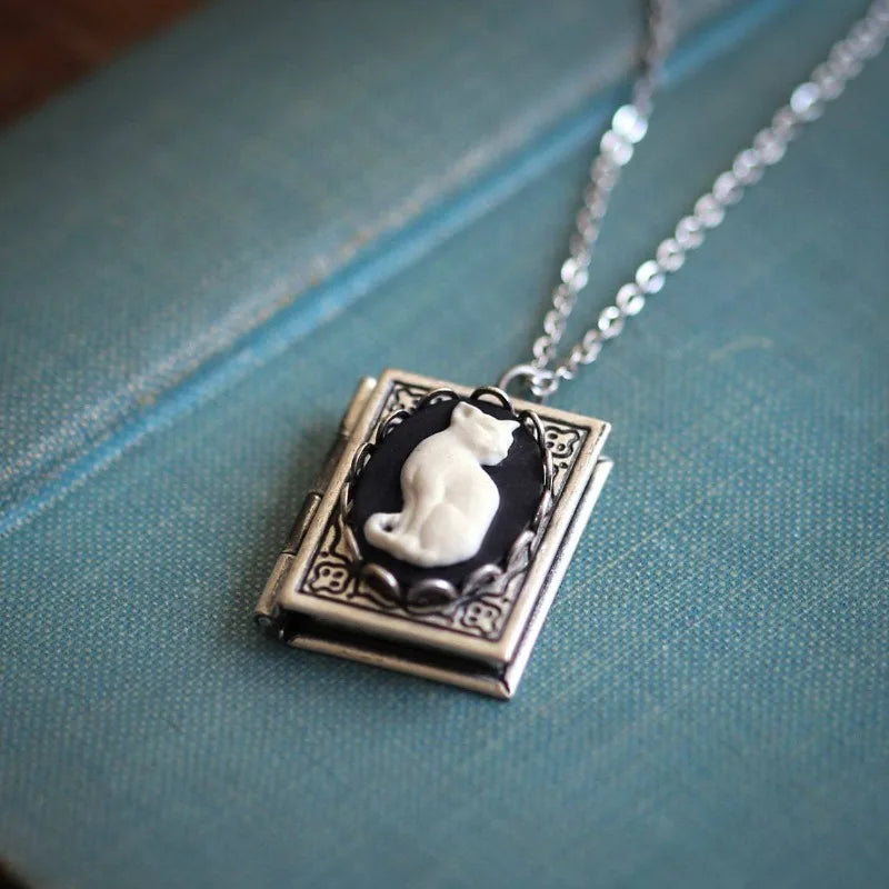 Gothic Cat Cameo Pendant Necklaces for Women Vintage Grimoire Creative Necklace Personalized Page Turnable Book Jewelry