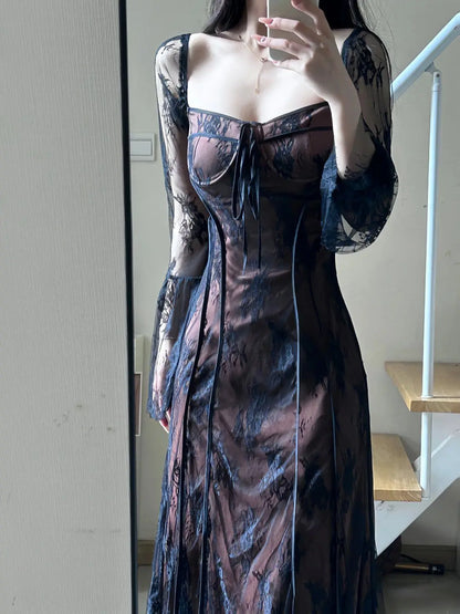 Luxe Vintage Lace-Up Flare Sleeve Dress for Spring