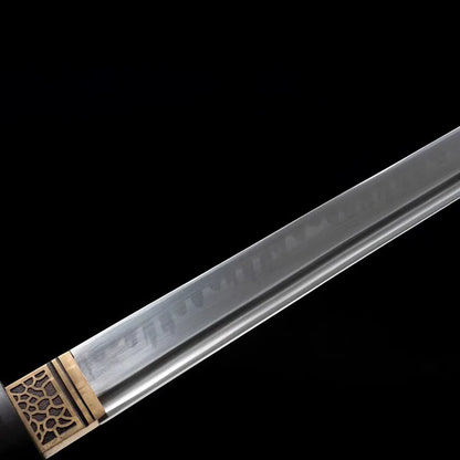 Snow White – Elegance Forged in Precision