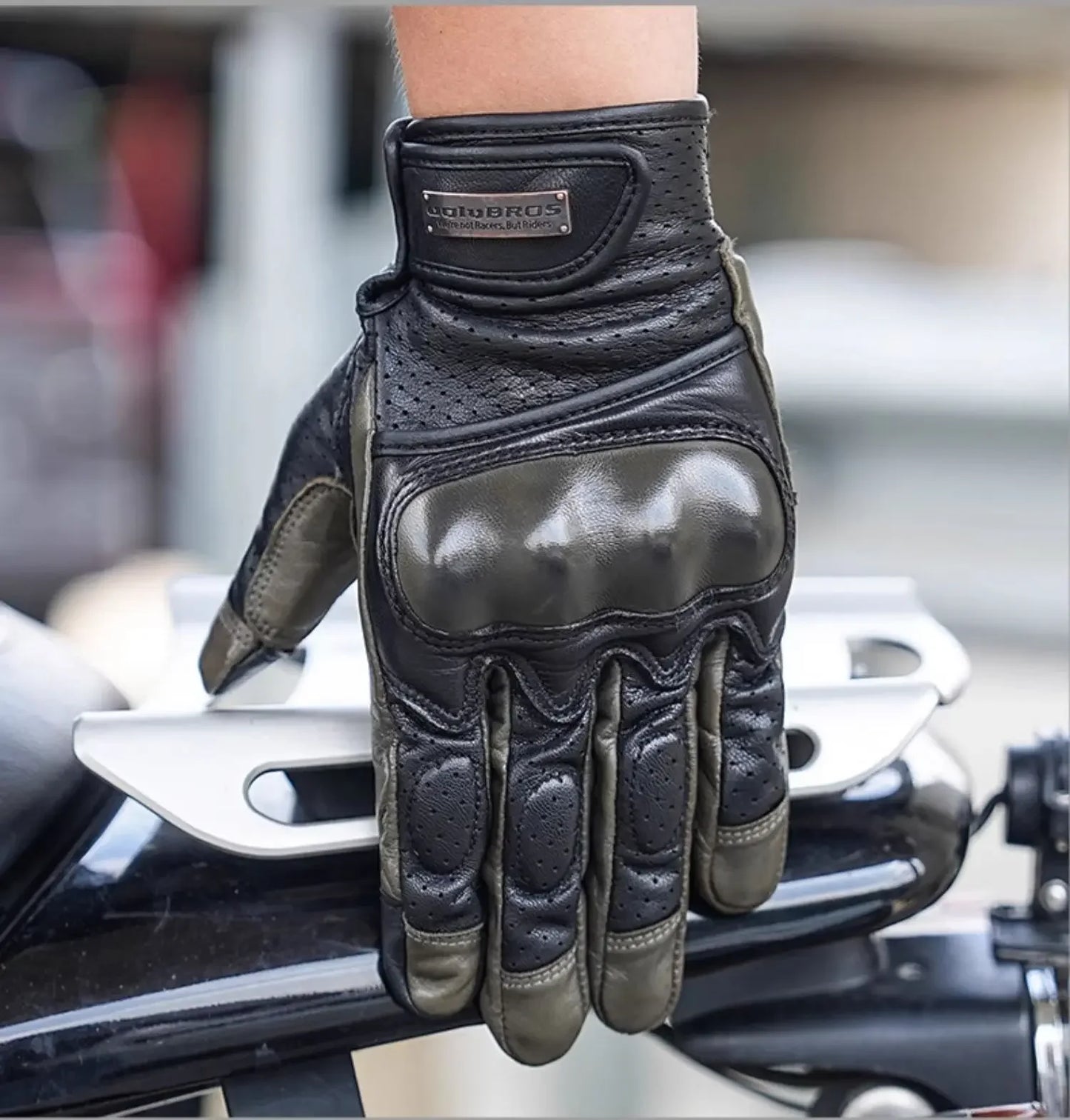 Retro Racer Touchscreen Gloves - Spring & Summer