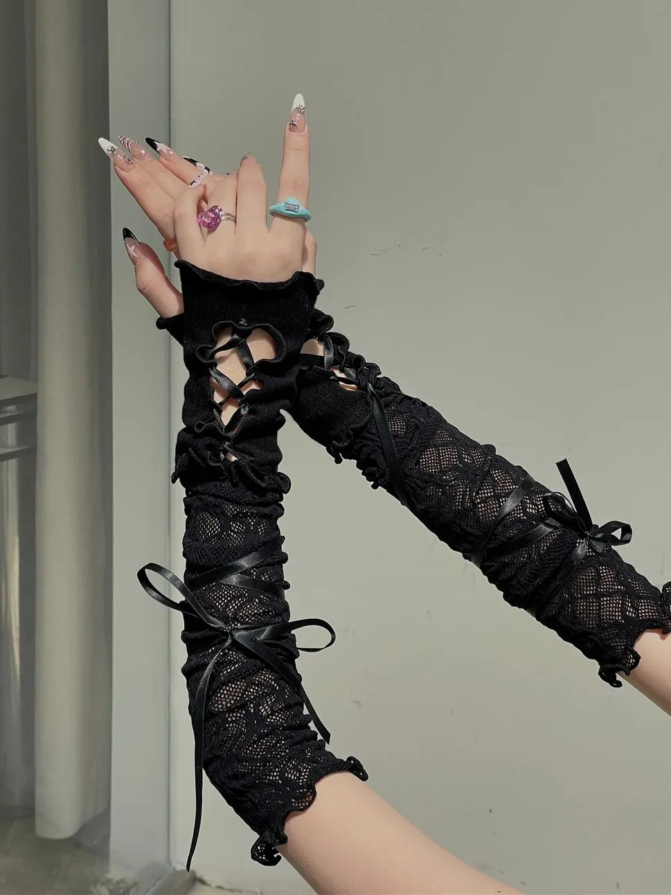 Lace Fingerless Gloves