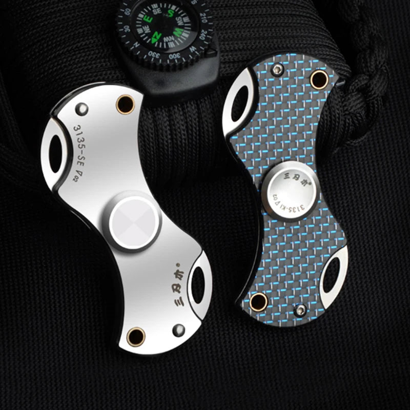 Spinner Carbon Fiber Handle Folding Knife Stress Playthings