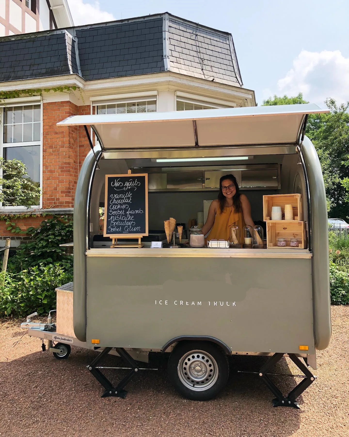 New Design Trailer Type Full Stainless Steel Food Vending Cart for sale