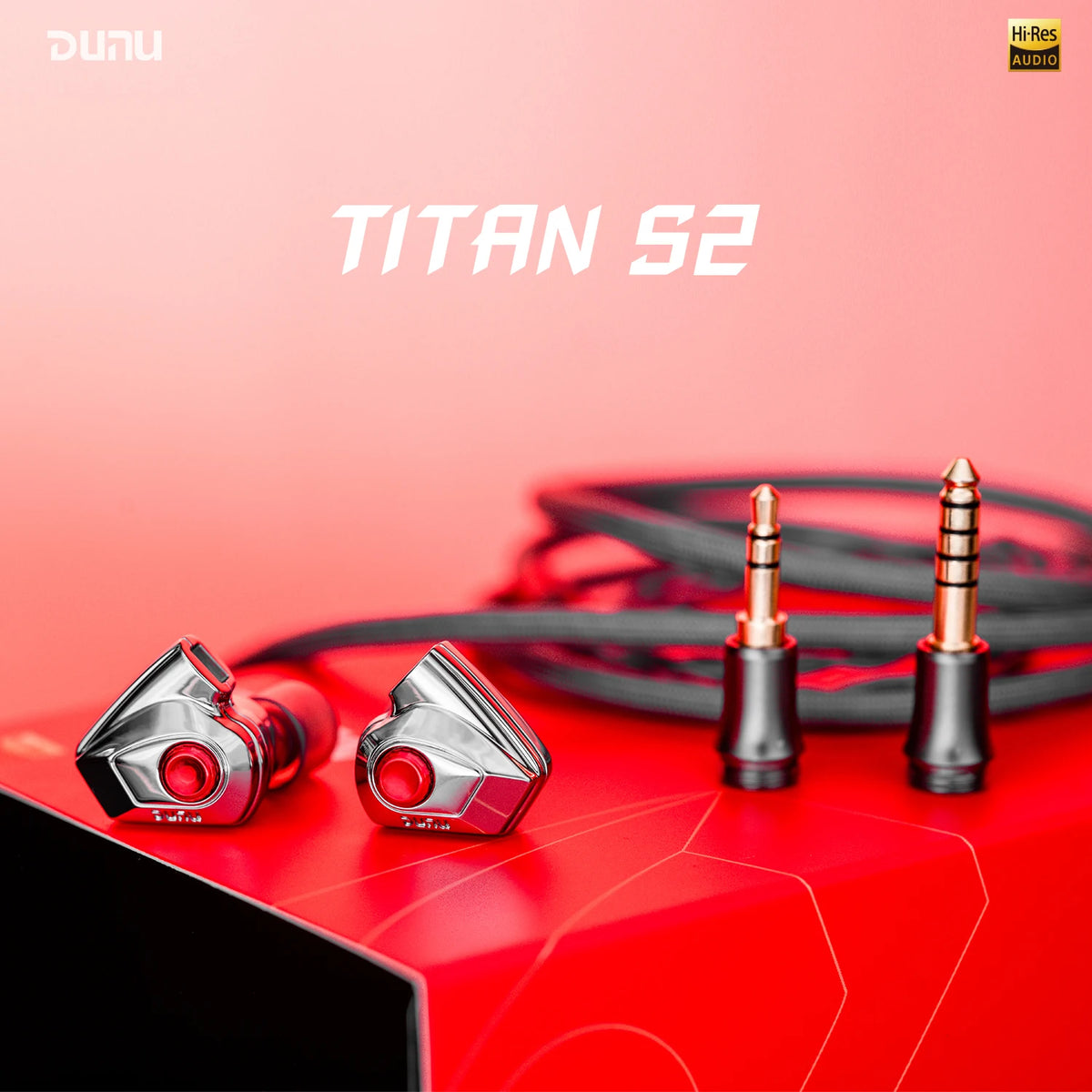 DUNU Titan S2 — Dual-Chamber Dynamic IEM